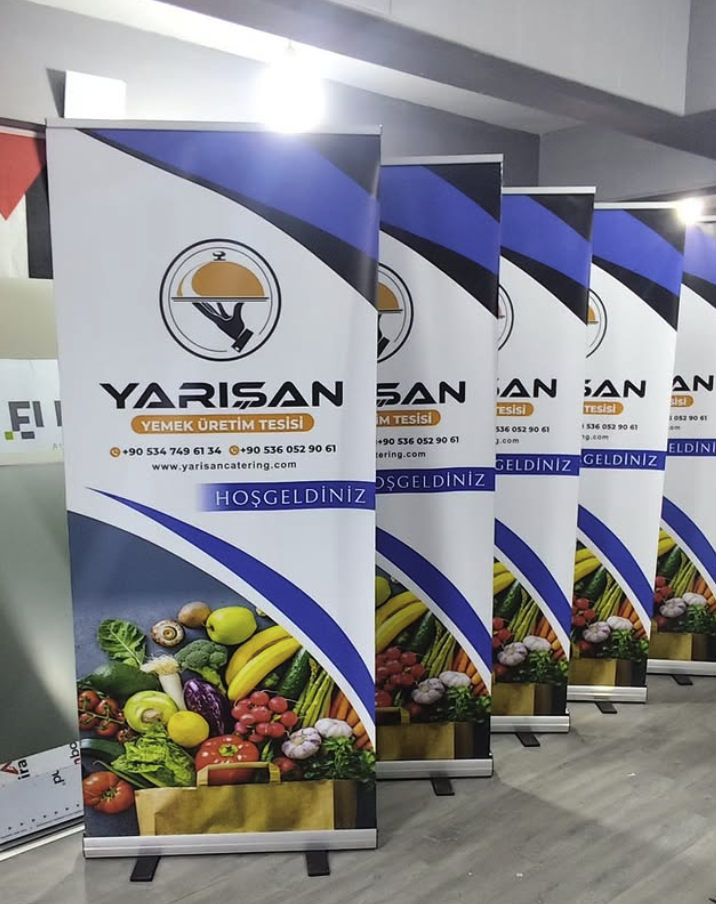 Yarışan Catering Roll-Up